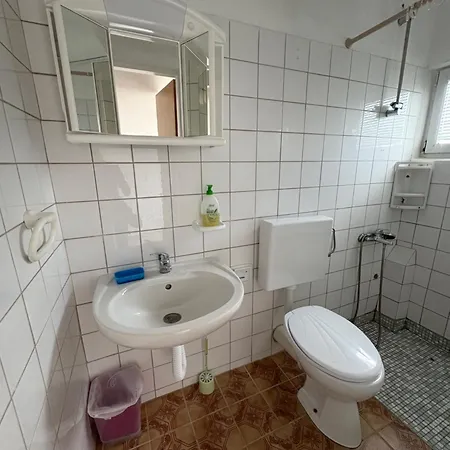 Apartment Kula