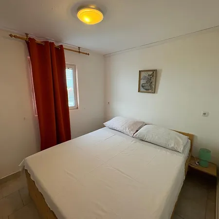 Kula Apartment