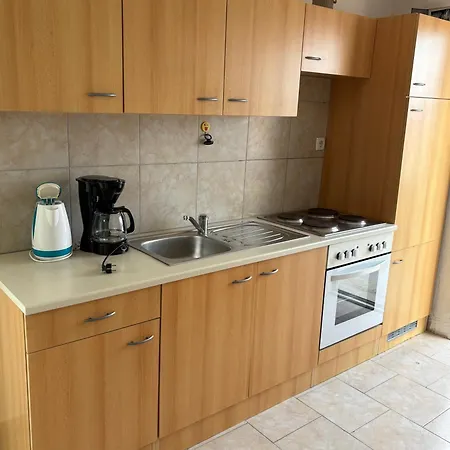 Kula Apartment Nin
