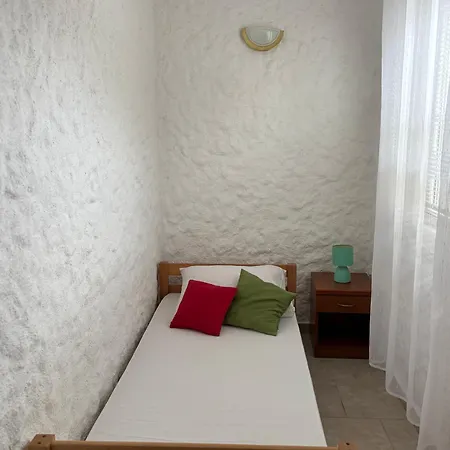Kula Apartment Nin