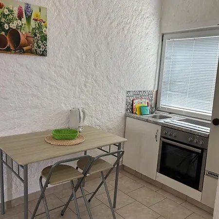 Apartman Kula